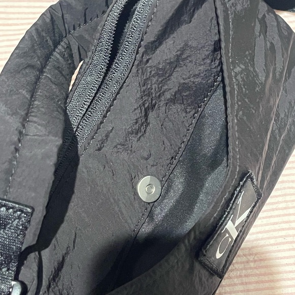 Calvin Klein Crossbody Purse - Picture 4 of 5